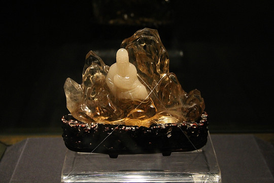 拉萨 西藏博物馆 水晶雕像
