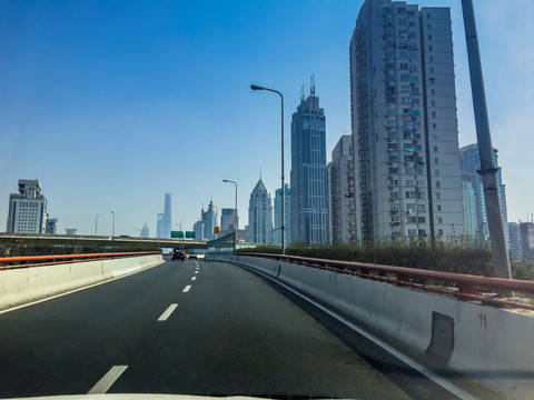 现代城市高架交通