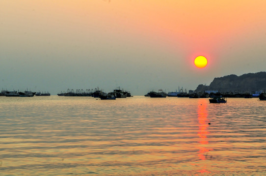 海上落日 晚霞 红太阳 海洋