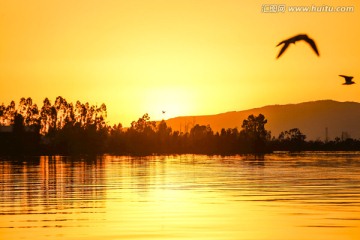 昆明滇池黄昏风景