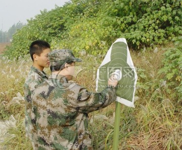 靶场实弹射击打靶