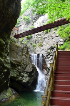 牛背梁风景区