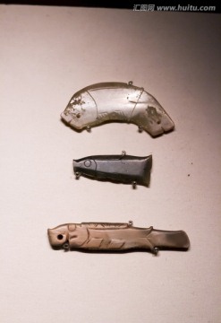 西周早期的玉鱼和鱼形玉刻刀