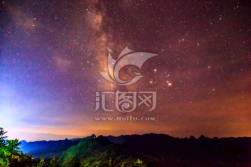 万山朝王星空