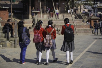 尼泊尔中学生