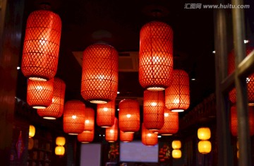 传统中式风格的红灯笼