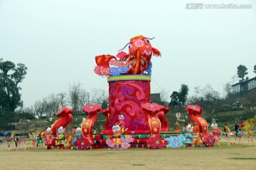 鱼 灯会 吉祥鱼