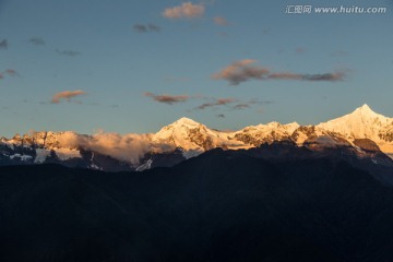 梅里雪山