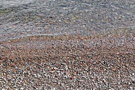 河畔卵石