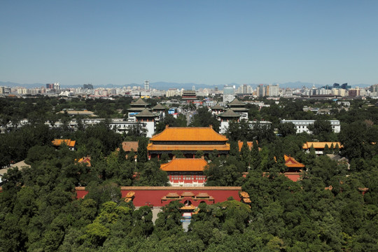 鸟瞰紫禁城和北京城市