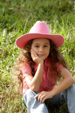 粉红牛仔帽少女