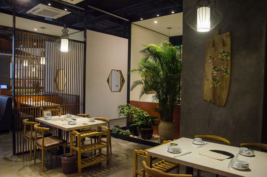 中式餐厅 潮汕牛肉火锅店环境图