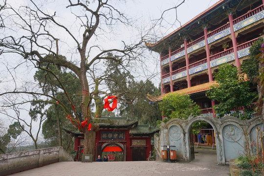 遂宁灵泉寺山门牌楼