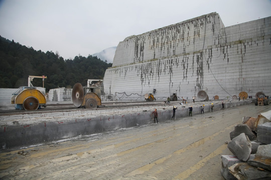 石材矿山