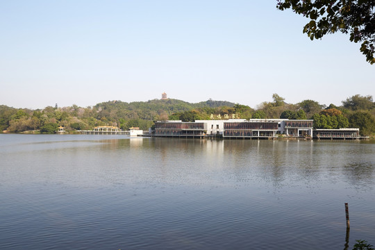 麓湖公园鹿鸣酒家鸿鹄楼