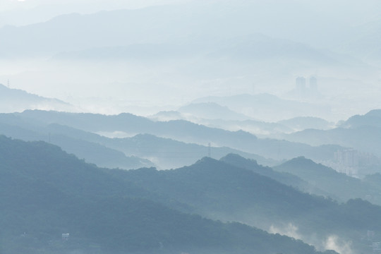 山区雾气