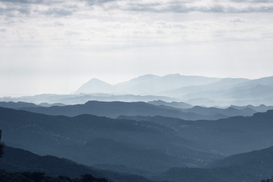 山区雾气