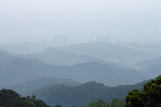 山区雾气