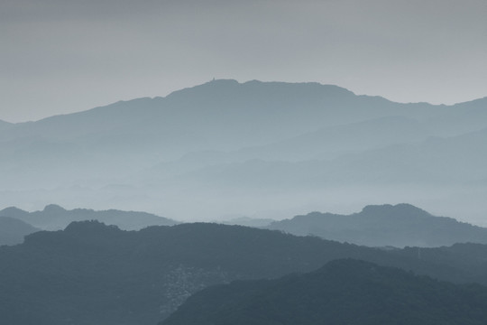 山区雾气