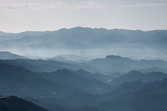 山区雾气