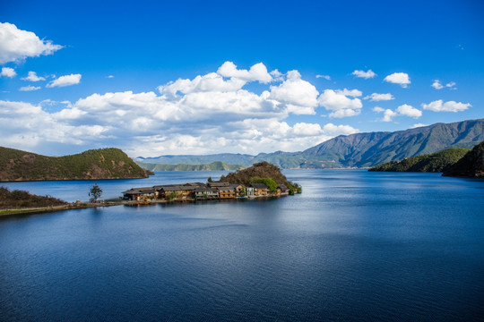 泸沽湖里格半岛