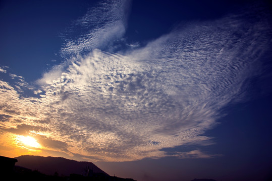 黄昏天空