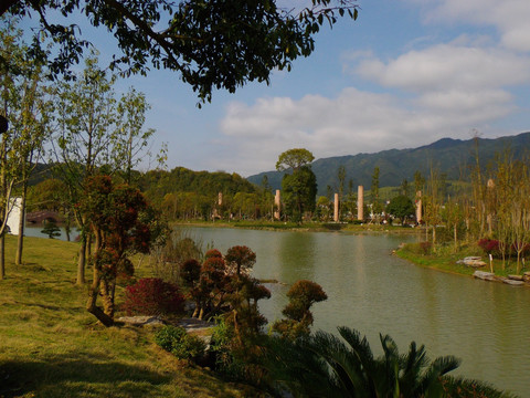 湖畔风景