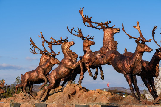 中国驯鹿之乡雕塑