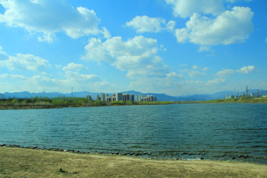 莲石湖公园