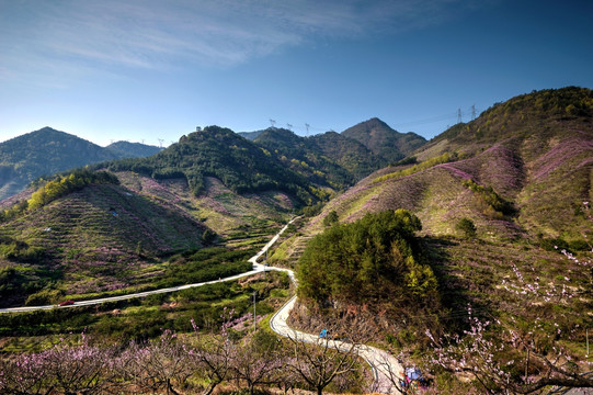 金华源东乡桃花源景区 盘山公路