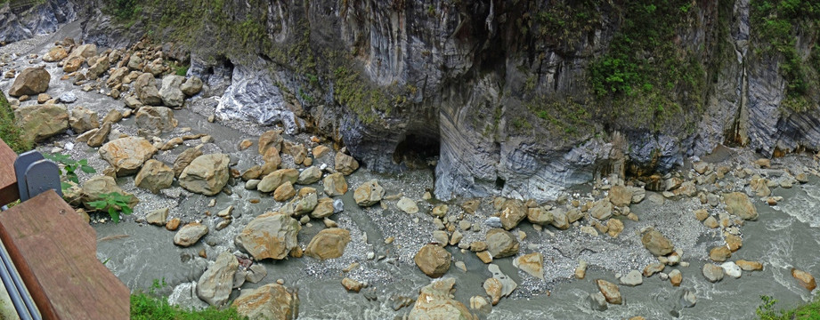 太鲁阁大峡谷07