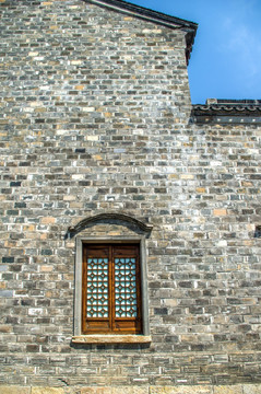 中式古建筑山墙窗户