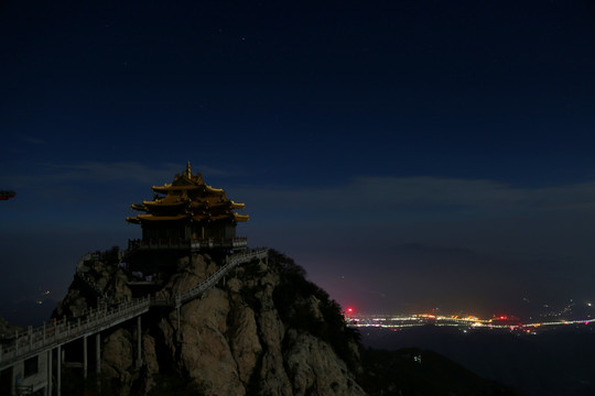 老君山夜景