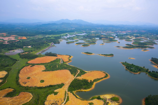 水库 湖畔 风光