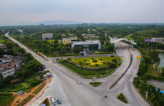 道路 花坛 出口