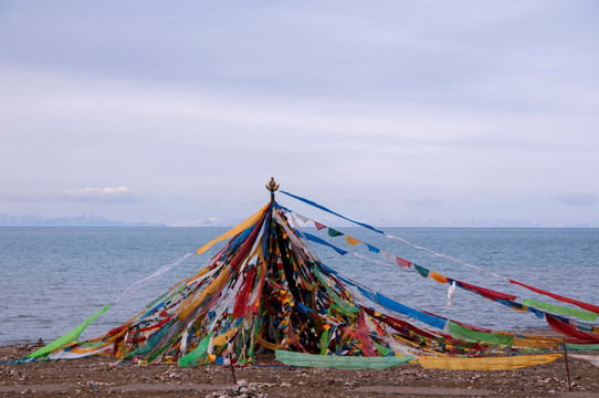 青海湖经幡