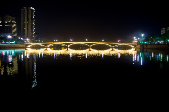 五通桥小西湖夜景