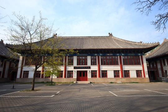 北京大学艺术学院