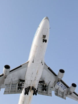 波音747大型飞机降落