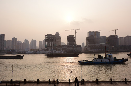 上海黄浦江畔风光