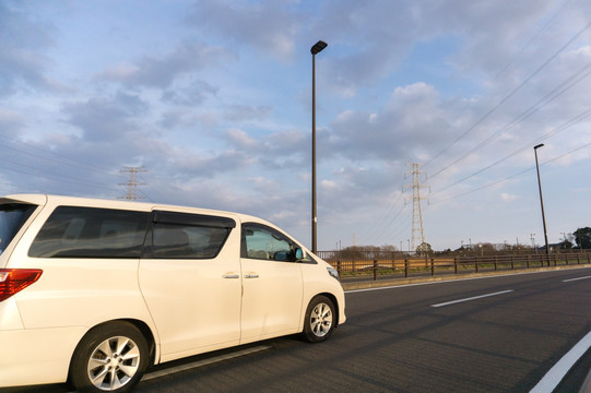 厢式轿车 乘用车