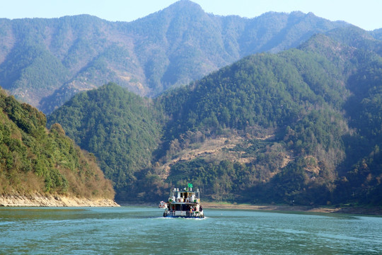 新安江山水风光