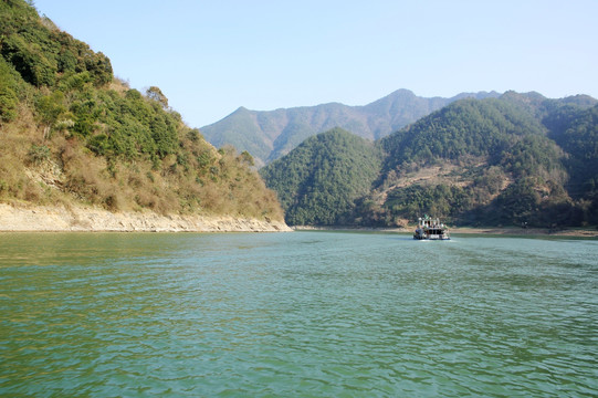 新安江山水