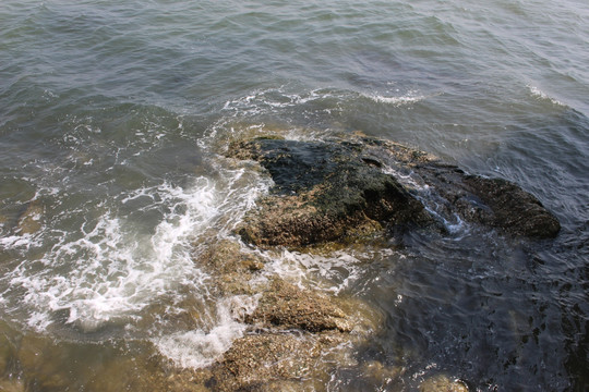 海边岩石
