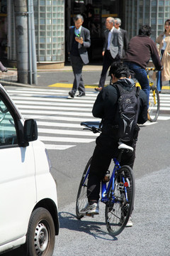 东京街景 骑车的人