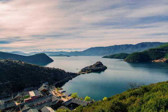 泸沽湖