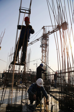 施工现场建筑工人