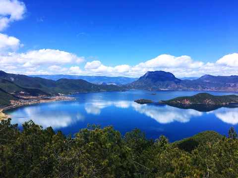 泸沽湖