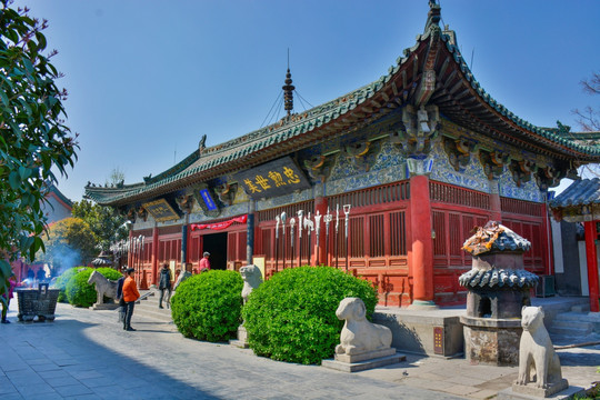 天波杨府孝严祠