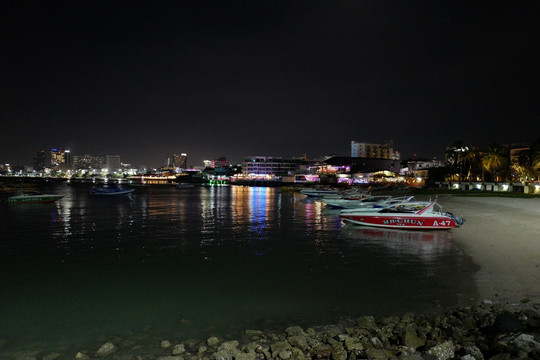 芭提雅 夜景 海边 港口 泰国